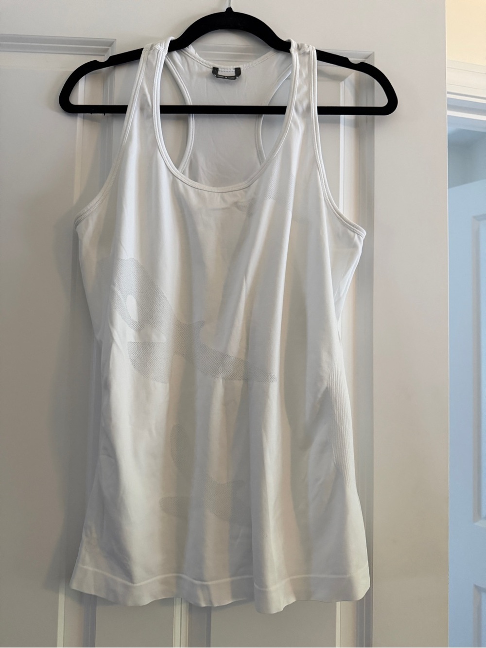 Oiselle Women’s White Racerback Tank Top